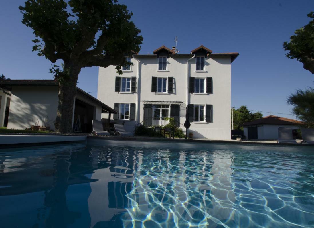 Villa La Maternite Villieu ภายนอก รูปภาพ